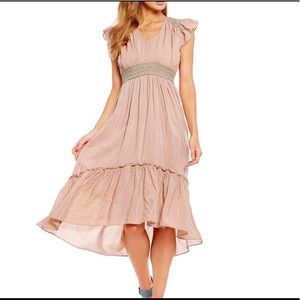 ✨NEW✨Chelsea & Violet Dress